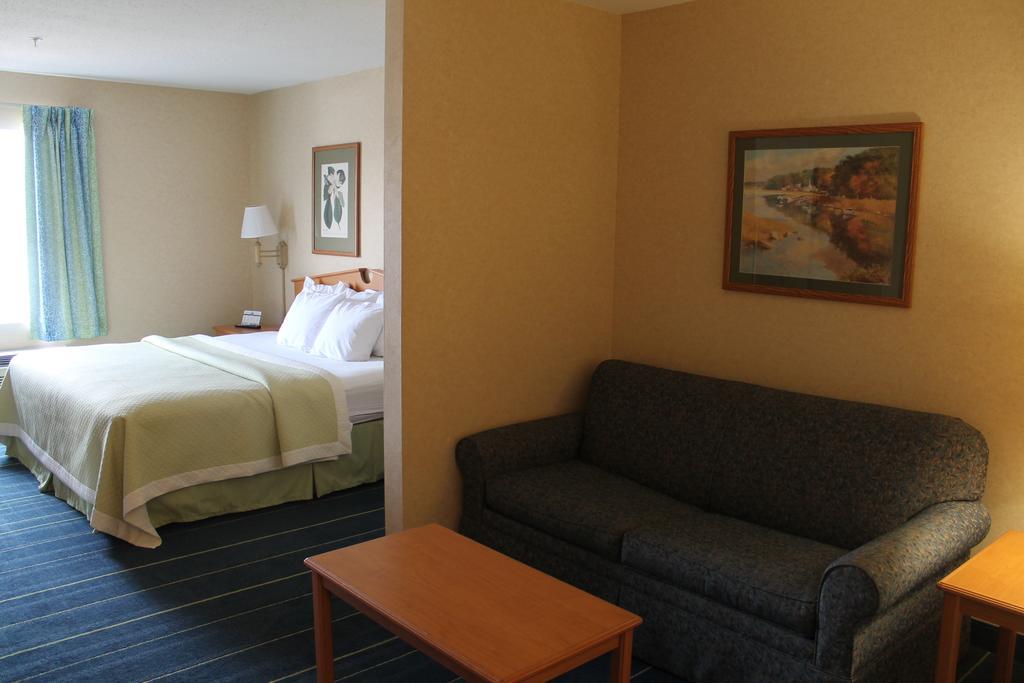 Days Inn & Suites By Wyndham Bridgeport - Clarksburg Camera foto