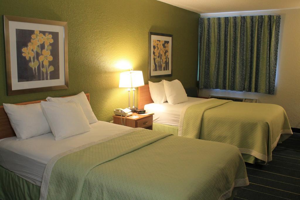 Days Inn & Suites By Wyndham Bridgeport - Clarksburg Camera foto
